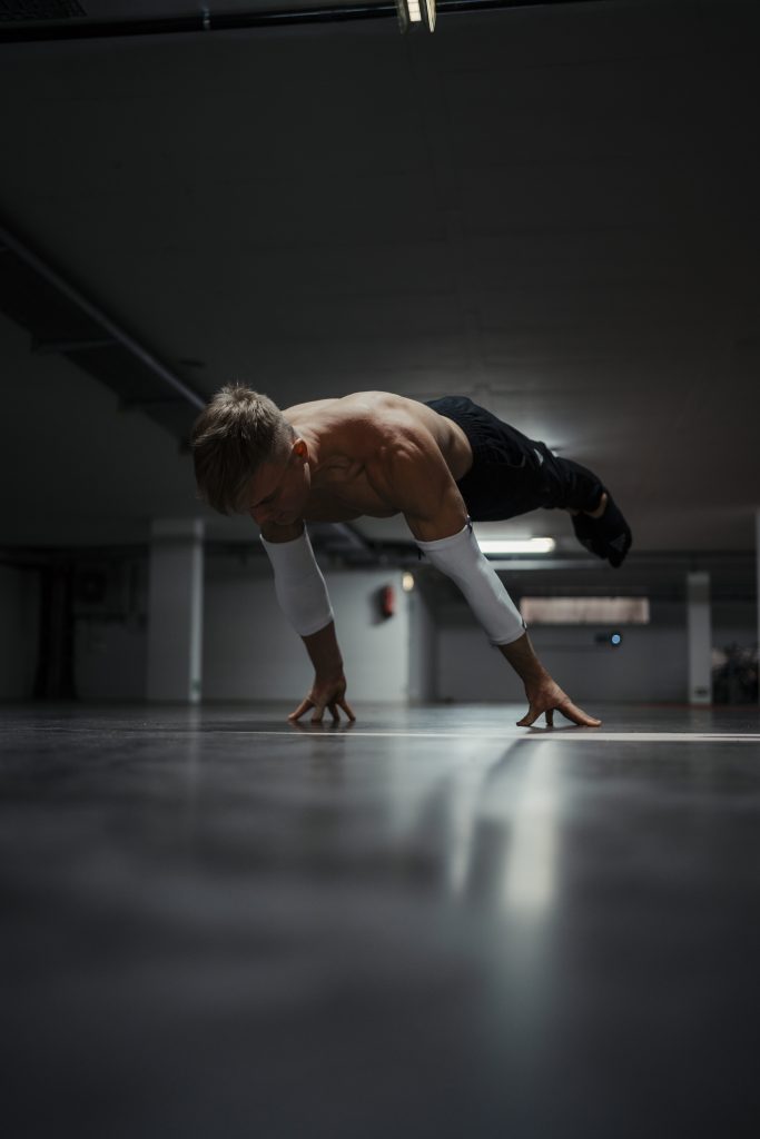 Planche Position in parking garage of german national chamption